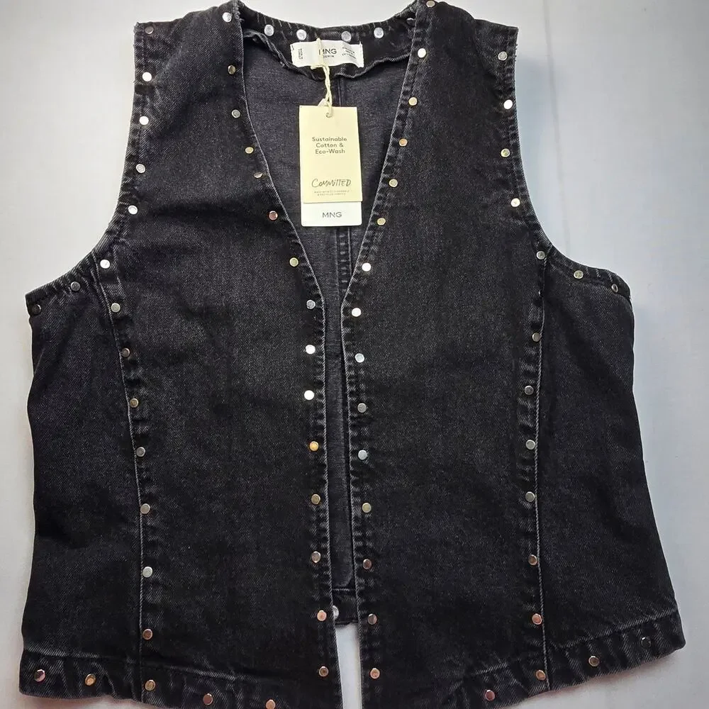 NWT Mango MNG 2-piece Studded Denim Vest and Shorts. Vest Size M, Shorts size 4